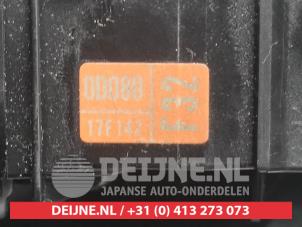 Toyota Yaris Light switch O745150 photo 3