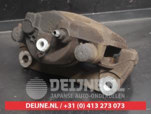 Toyota Yaris Front brake calliper, right O745165 photo 2