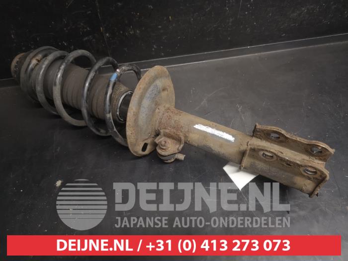Toyota Yaris Front shock absorber rod, left O745168