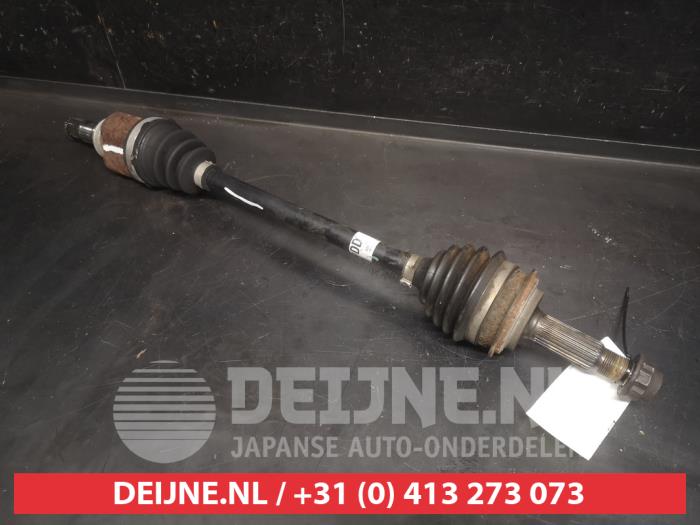 Toyota Yaris Antriebswelle links vorne O745170