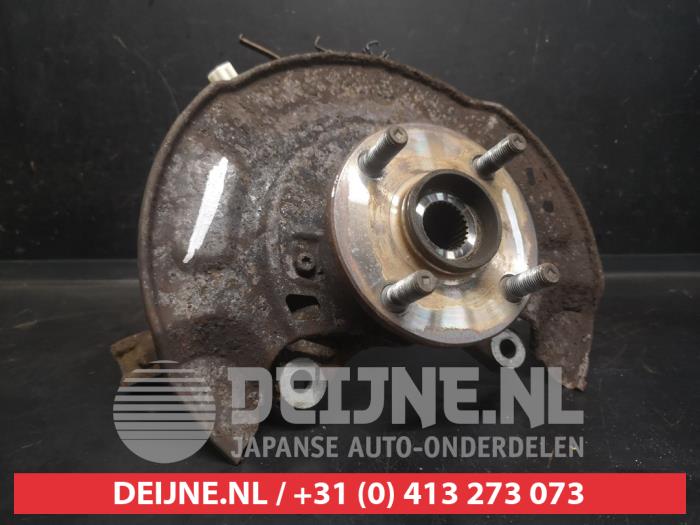 Toyota Yaris Knuckle, front left O745172
