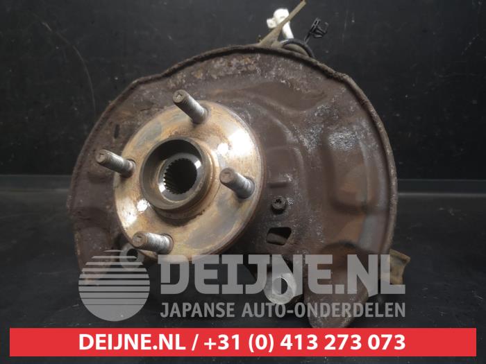 Toyota Yaris Knuckle, front right O745173
