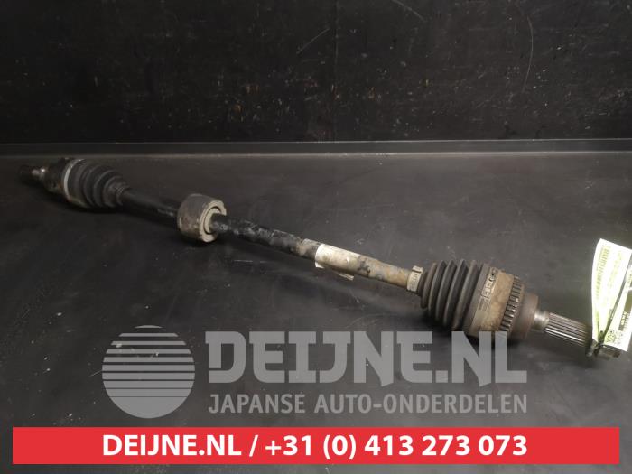 Suzuki Alto Aandrijfas rechts-voor O745185