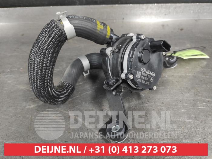 Hyundai Kona Water pump O745343