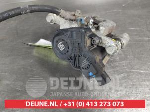 Hyundai Kona Rear brake calliper, left O745444 foto 3