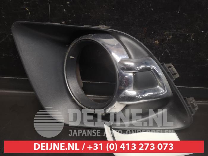 Mitsubishi ASX Stoßstangenrost O745518