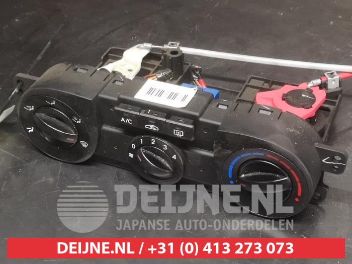 Hyundai I20 Heizung Bedienpaneel O745509