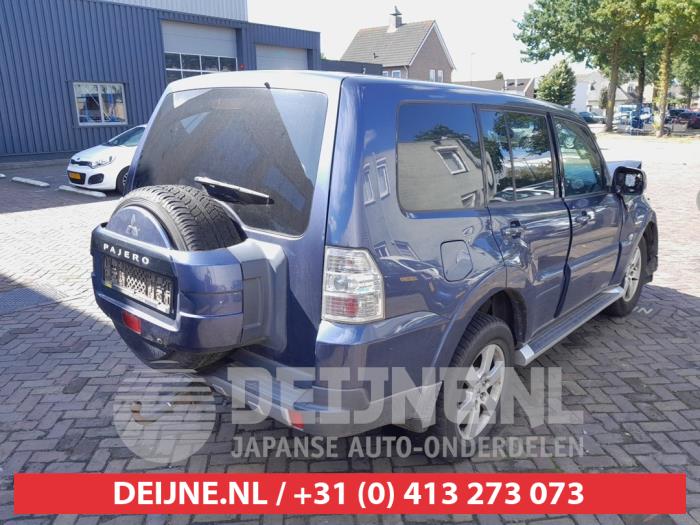 Mitsubishi Pajero Rücklicht rechts O745589