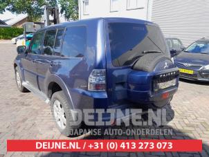 Mitsubishi Pajero Tailgate O745590 photo 3