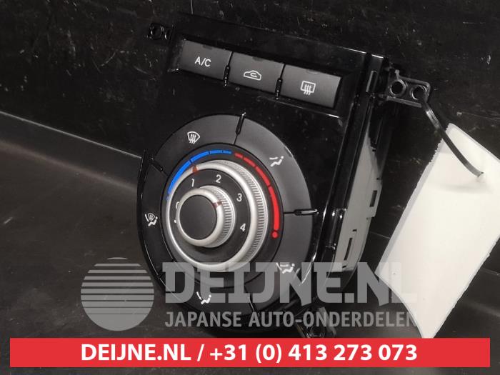 Kia Venga Kachel Bedieningspaneel O745672