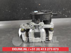 Kia EV3 Remklauw (Tang) rechts-achter O745633 foto 3