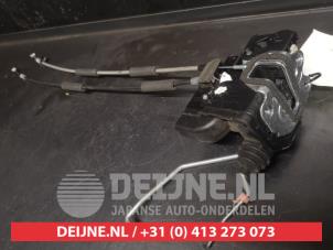 Kia Picanto Door lock mechanism 4-door, front left O745559 photo 2