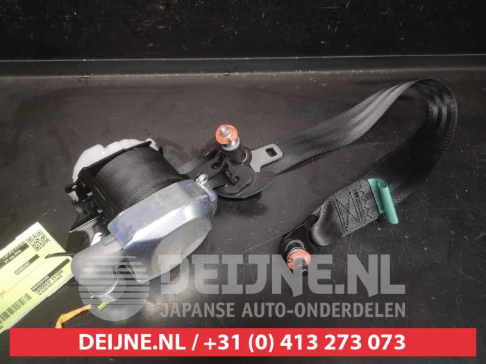 Hyundai I10 Front seatbelt, right O745680
