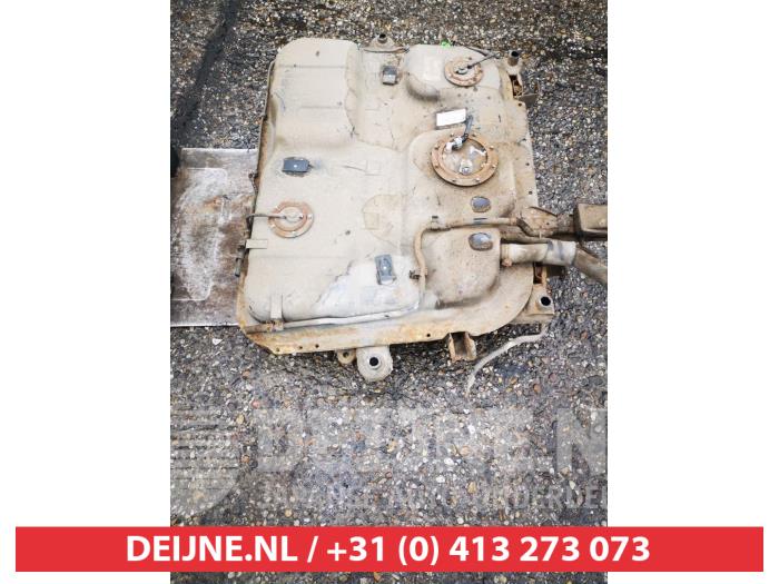 Kia Carens Krafstofftank O745711