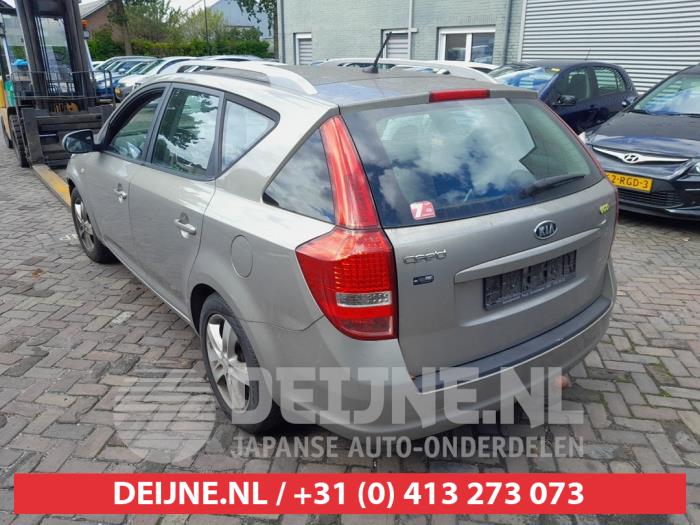 Kia Ceed Achterlicht links O745736