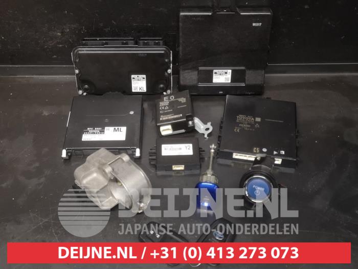 Toyota C-HR Schlossset Zylinder (komplett) O745715