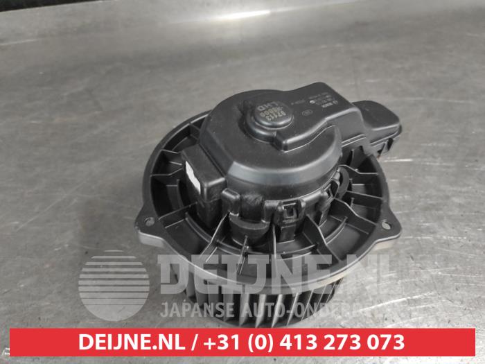 Kia Stonic Kachel Ventilatiemotor O745766