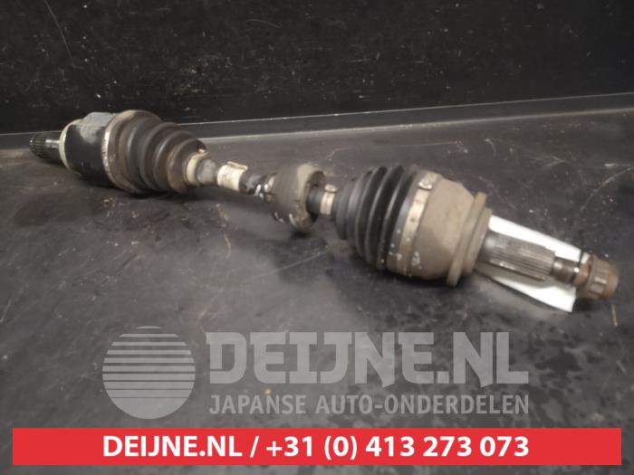 Toyota Verso Front drive shaft, left O745928