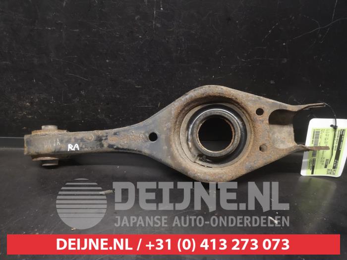 Kia Carens Querlenker rechts hinten O746043