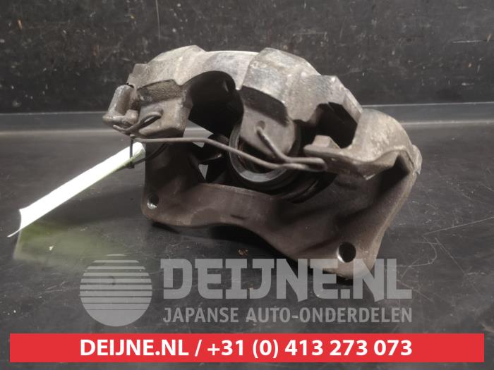 Toyota Yaris Bremszange rechts vorne O746049