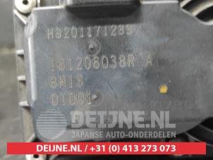 Nissan Micra Drosselklappengehäuse O746087 foto 3