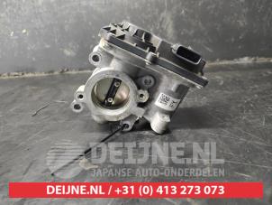 Nissan Micra Drosselklappengehäuse O746087 foto 2