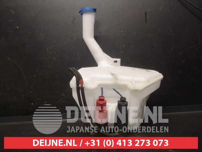 Toyota Yaris Ruitensproeierpomp voor O746168