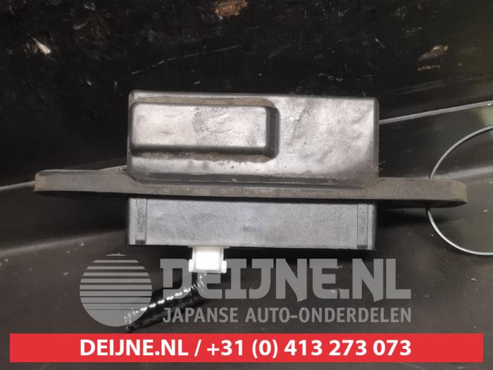 Toyota Yaris Schalter Heckklappe O746172
