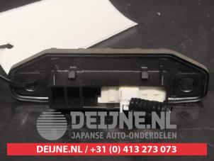 Toyota Yaris Tailgate switch O746172 photo 3