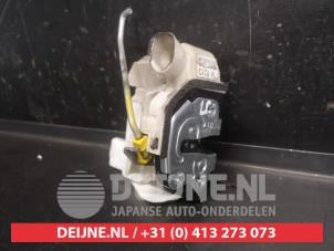 Kia Rio Door lock mechanism 4-door, front left O746184 photo 2