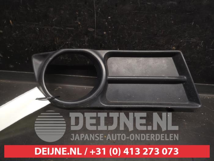 Toyota Corolla Verso Stoßstangenrost O746221