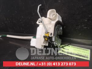 Kia Rio Door lock mechanism 4-door, front left O746318 photo 2