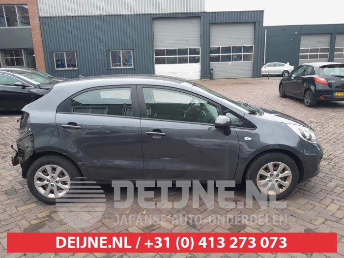 Kia Rio Scherm rechts-voor O746331