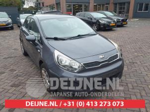 Kia Rio Front wing, right O746331 photo 2