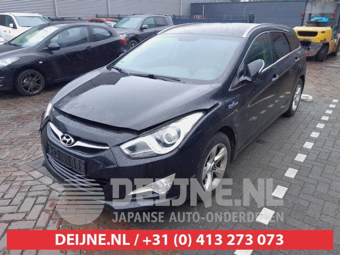 Hyundai I40 Nebelscheinwerfer links vorne O746417