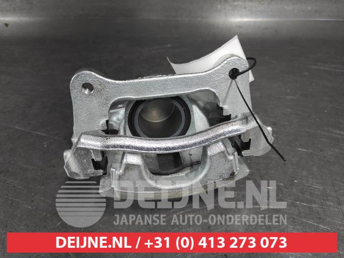 Toyota Yaris Cross Remklauw (Tang) rechts-voor O746491
