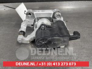 Toyota Yaris Cross Rear brake calliper, left O746493 photo 2
