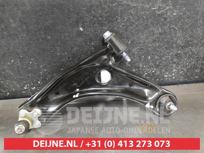 Toyota Yaris Cross Querlenker unten links vorne O746497