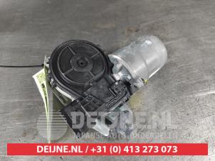 Kia Sportage Ruitenwissermotor voor O746514 foto 2