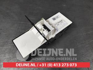 Kia Sportage Multi-functional window switch O746518 photo 2