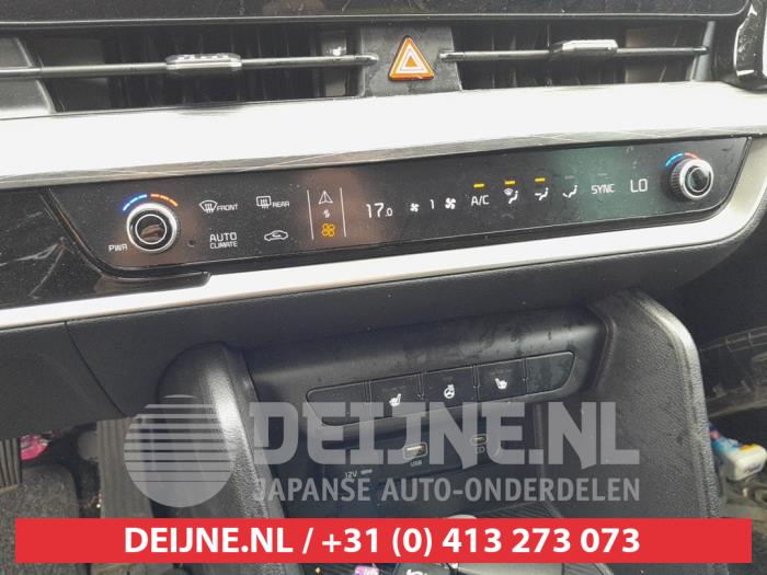 Kia Sportage Heater control panel O746550