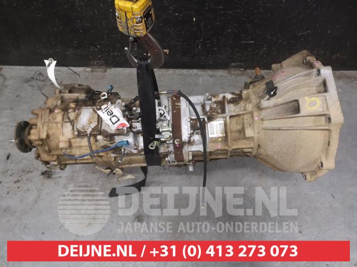 Toyota Hilux Versnellingsbak O746596