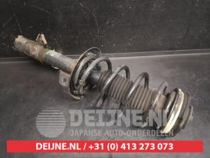 Nissan Qashqai Stoßdämpferstrebe rechts vorne O746665 foto 2