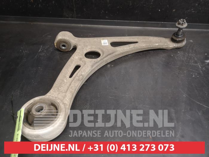 Hyundai Kona Draagarm onder rechts-voor O746568