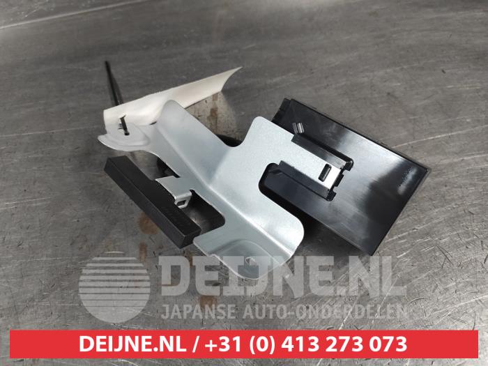 Mitsubishi Eclipse Cross Antenne (diversen) O746793