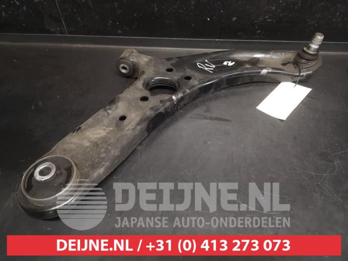 Kia Rio Querlenker unten rechts vorne O746810