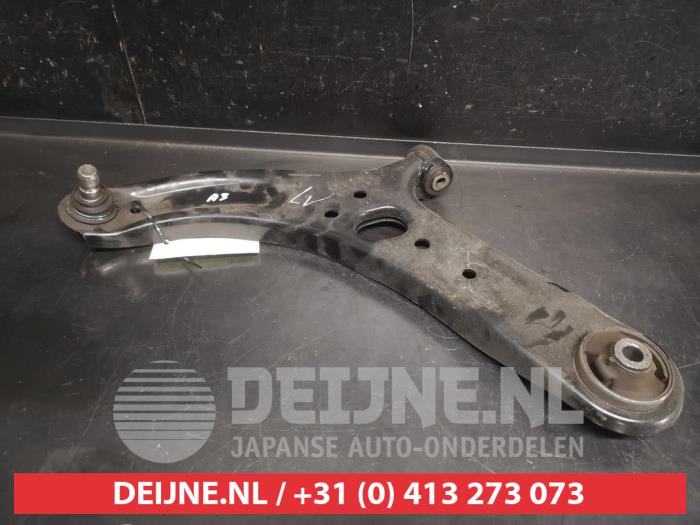 Kia Rio Querlenker unten links vorne O746809