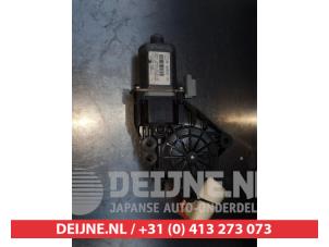 Hyundai I30 Door window motor O292098 photo 2