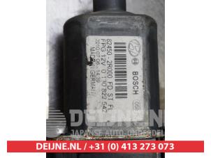 Hyundai I30 Door window motor O292098 photo 3