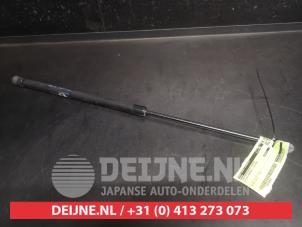 Hyundai Bayon Gasdemper rechts-achter O746930 foto 2